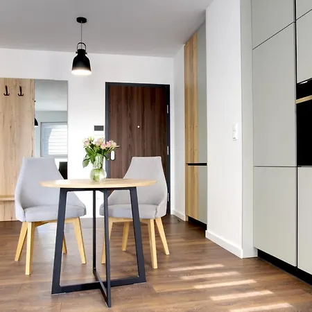 Apartment Essence Amber Poznan